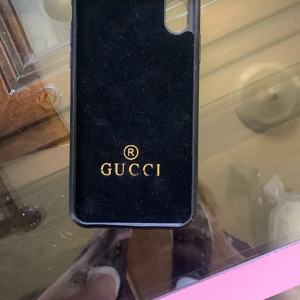GG Collection Brown and Tan Phone Case with Luxurious Design it did not fit mine - Picture 3 of 8